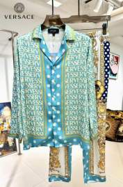 Picture of Versace Sweater Suits _SKUVersaceM-3XL24cn15342781